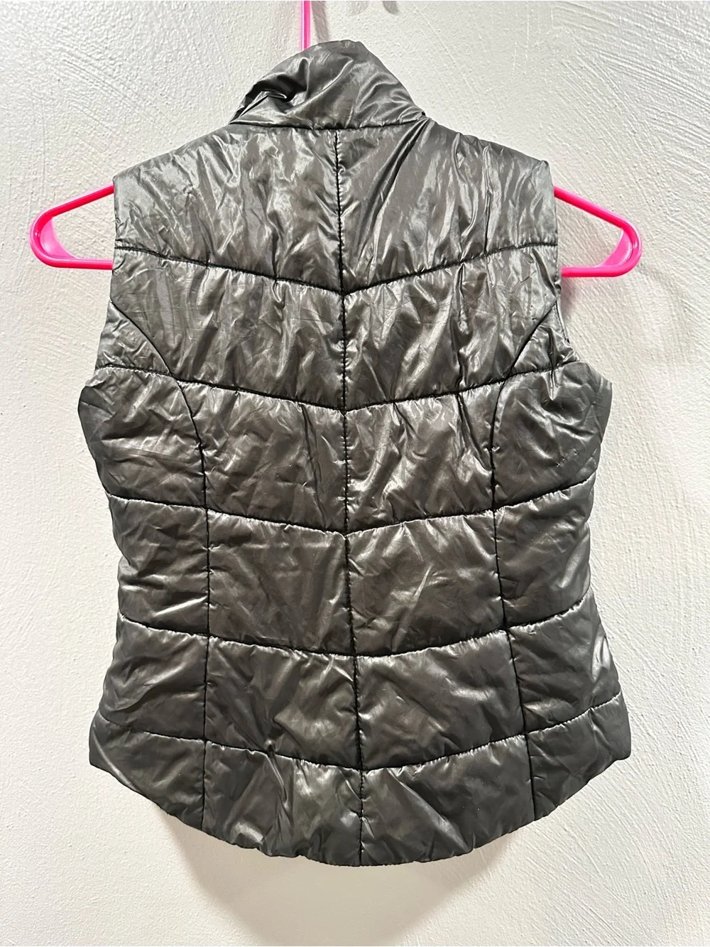 Aeropostale Black Quilted Puffer Vest with Orange Lining